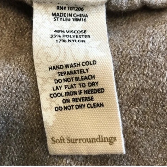 Soft Surroundings Animal Instincts Zebra Silver Studded Poncho Cape OS NWOT - Picture 3 of 6